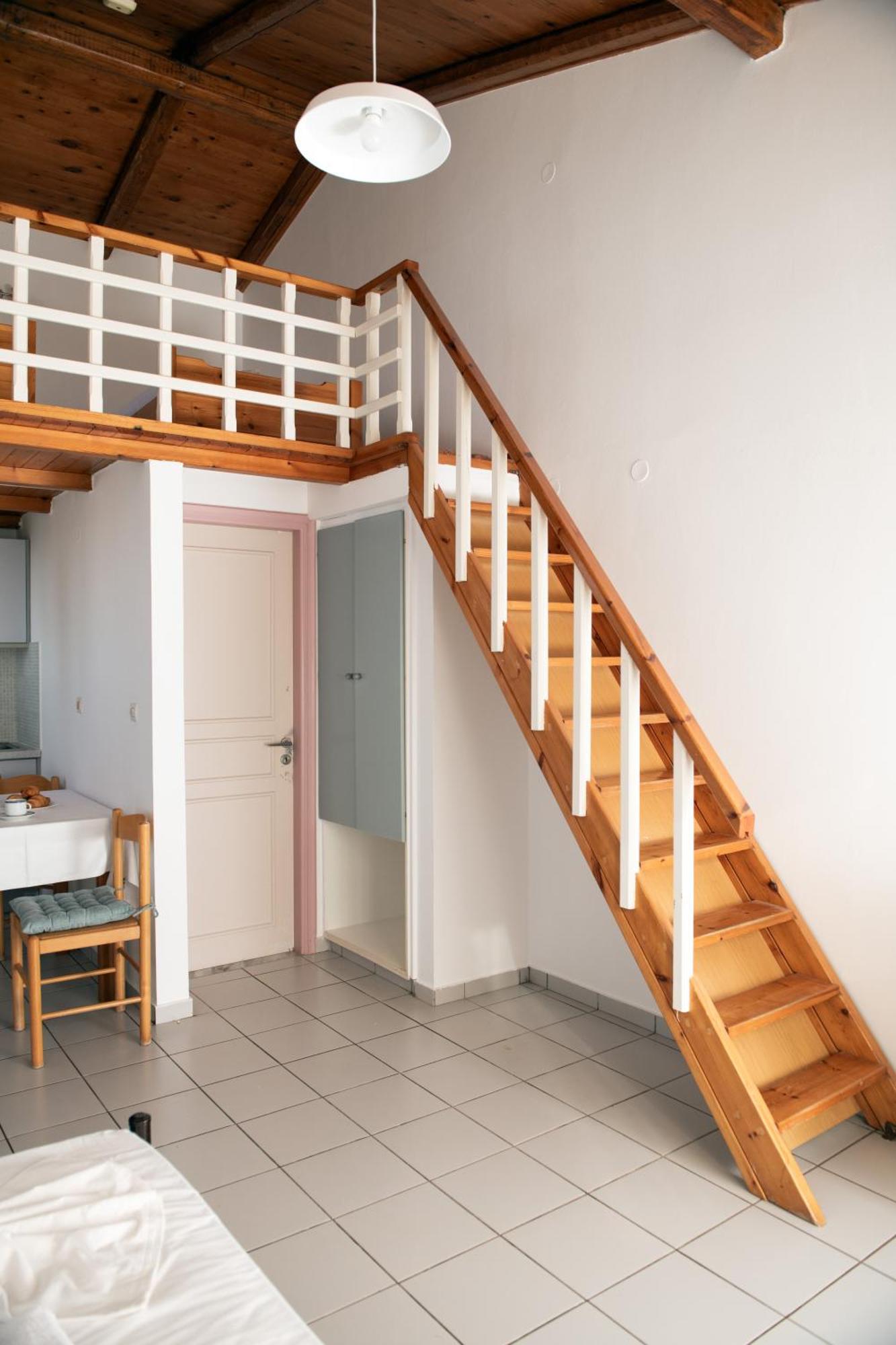 Marianthi Apts Anissaras Apartment